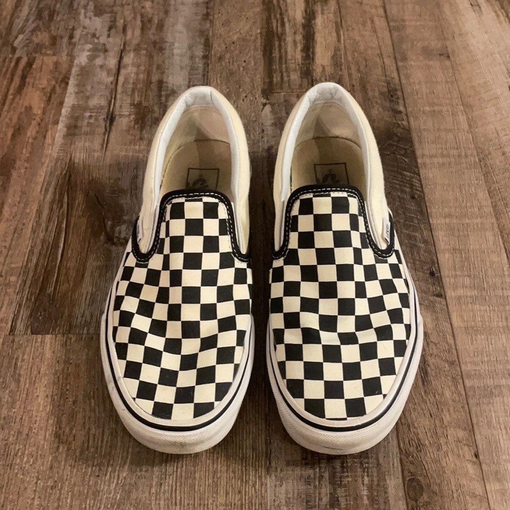 *VANS* checkered slip on vans ; size: M 7.5 W 9 ; condition: used